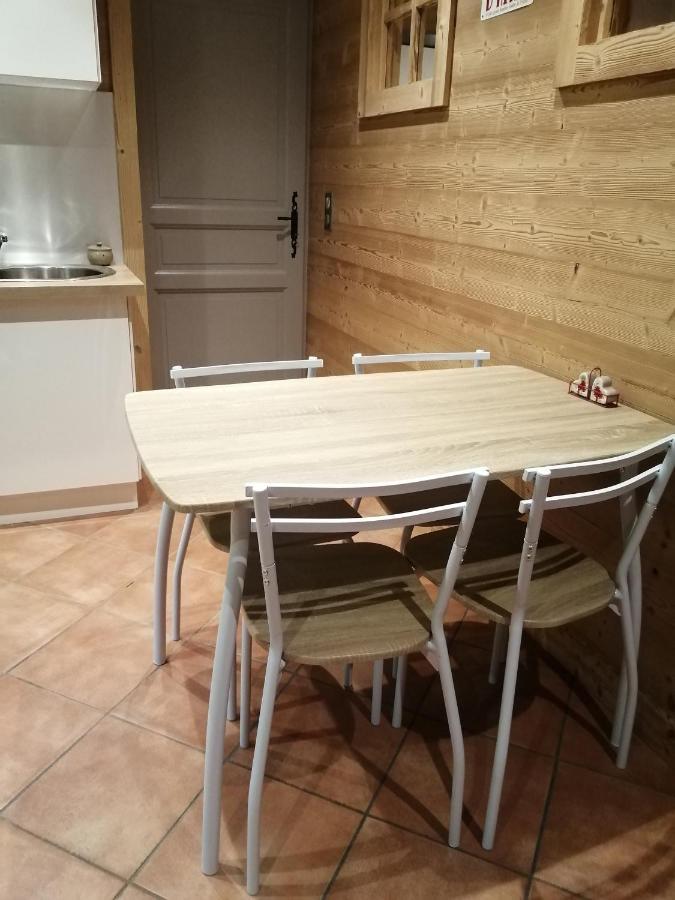 Chalet Au Pont De Flon Le Cornix Exteriör bild